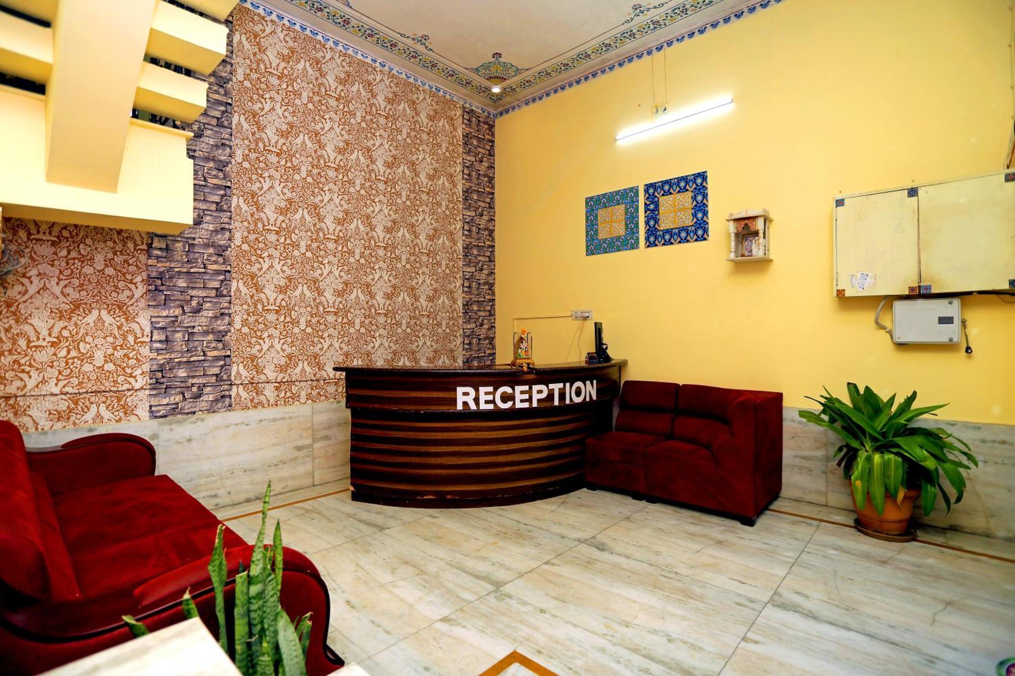 The Kesar Niwas Hotell Udaipur Exteriör bild