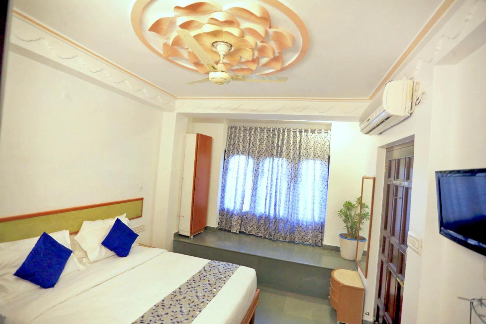 The Kesar Niwas Hotell Udaipur Exteriör bild